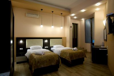 کرال بوتیک هتل