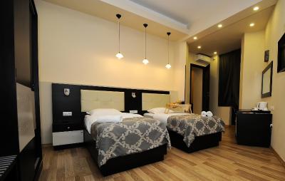 کرال بوتیک هتل