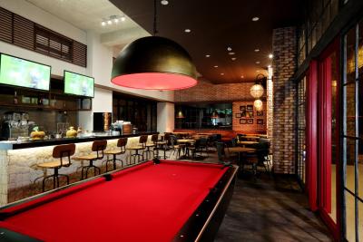 ماهگانی هتل