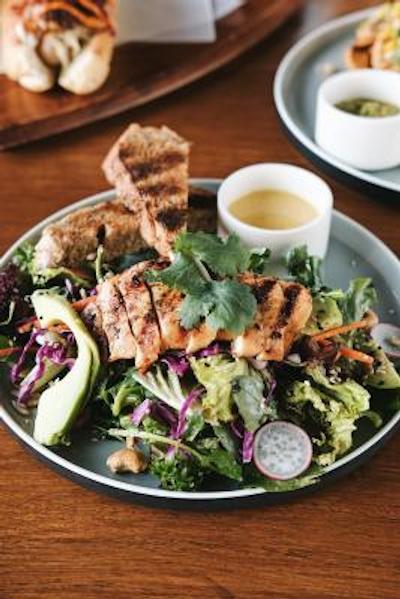 ماهگانی هتل