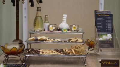 دکزی هتل بای پراساندی