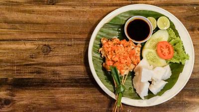 دکزی هتل بای پراساندی