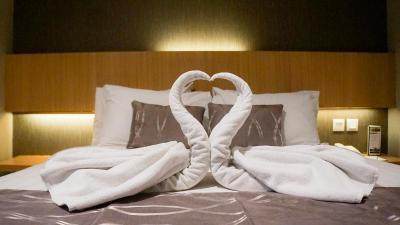 دکزی هتل بای پراساندی