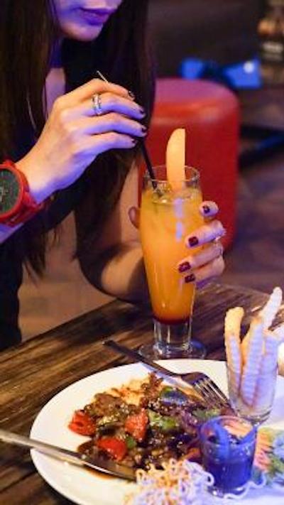 دکزی هتل بای پراساندی