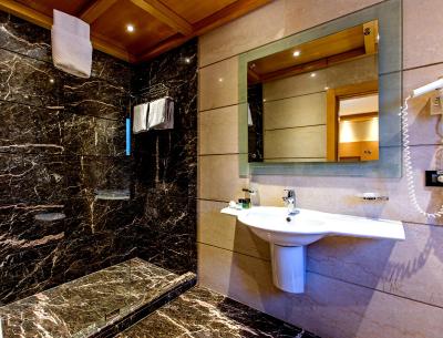 لاهیا وردون