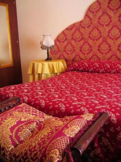 هتل ایل پاپاورو