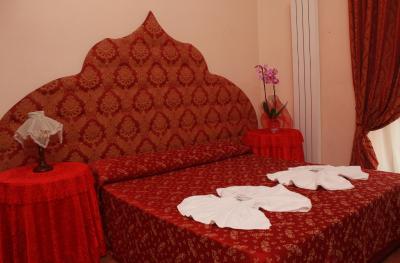 هتل ایل پاپاورو