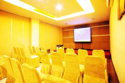 اویراهتل پاناکوکانگ