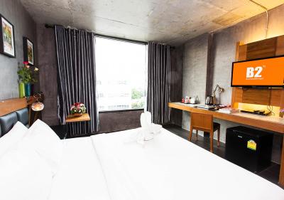 بی 2 بانکوک سریناکارین