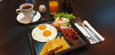 سینو ایمپریال دیزاین هتل