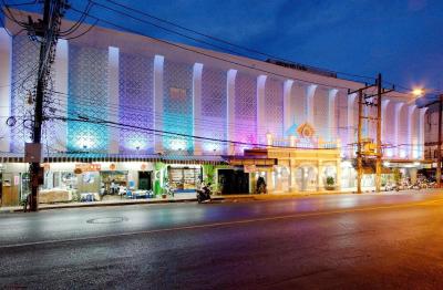 سینو ایمپریال دیزاین هتل