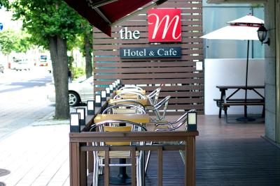 بنیکیا هم د م هتل