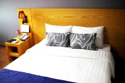 بنیکیا هم د م هتل