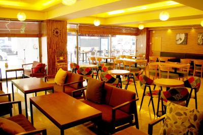 بنیکیا هم د م هتل