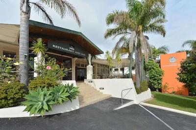 کمفرت هتل فلامز