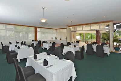 کمفرت هتل فلامز