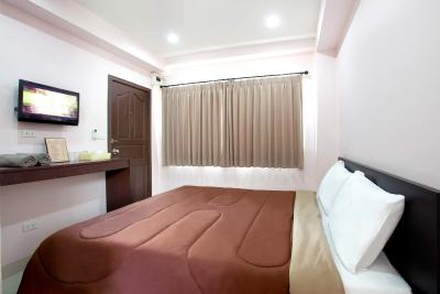 ای اند ای گست هاوس