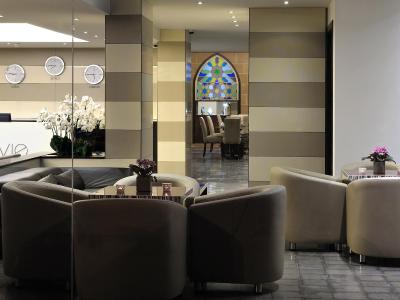 وی بوتیک هتل