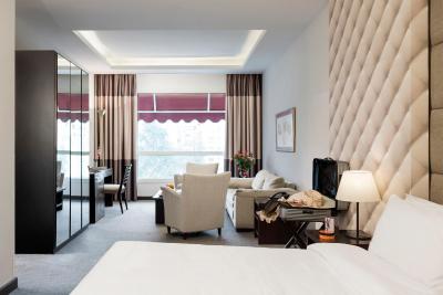 وی بوتیک هتل