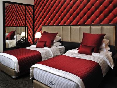 وی بوتیک هتل