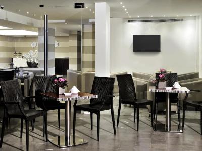 وی بوتیک هتل