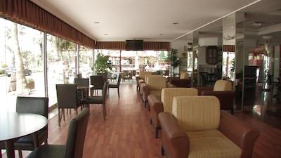 افتالیا اِیتور