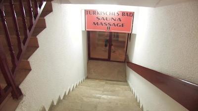 افتالیا اِیتور