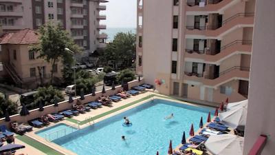 افتالیا اِیتور