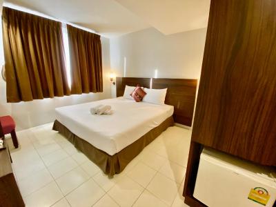 پاس چر هتل دی بانکوک