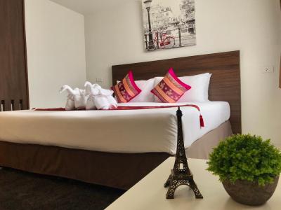 پاس چر هتل دی بانکوک