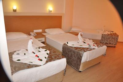 گراند اتیلا هتل