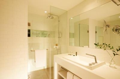 گلاد هتل یئوویدو