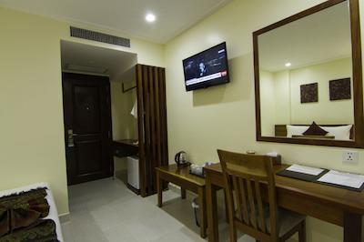 رس امرالد هتل