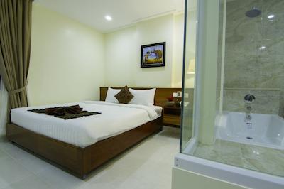 رس امرالد هتل