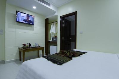 رس امرالد هتل