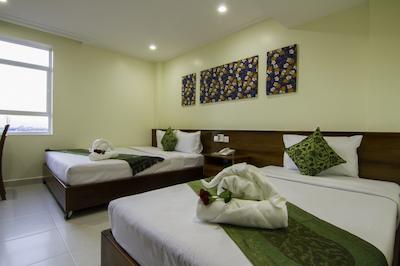 رس امرالد هتل