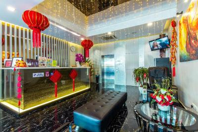 د المنتز بوسینز هتل