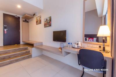 د المنتز بوسینز هتل