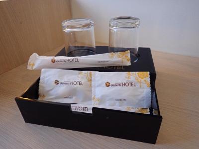 د المنتز بوسینز هتل