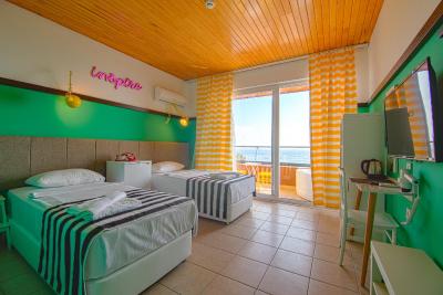 انجلیق دونتون هتل