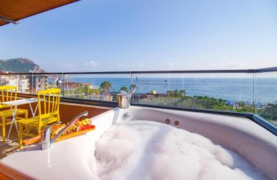 انجلیق دونتون هتل