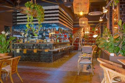 انجلیق دونتون هتل