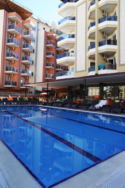 کلئوپاترا ادا بیچ