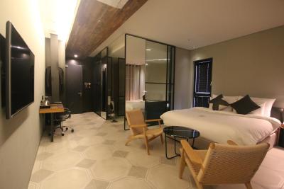 اسر هتل اسئوول