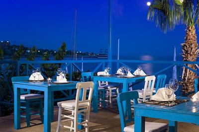 ادین بیچ هتل