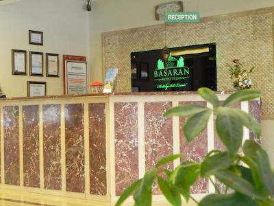 الیت باساران هتل