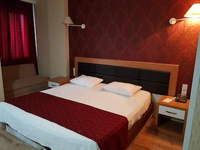 الیت باساران هتل