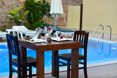 هادریان گات هتل