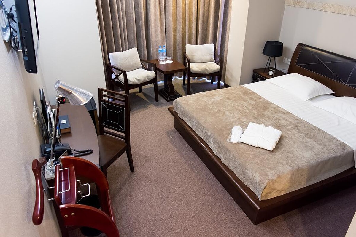 Grand M Hotel