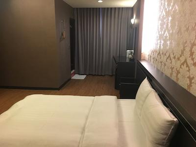 تالمود بوسینز هتل-وو کوان